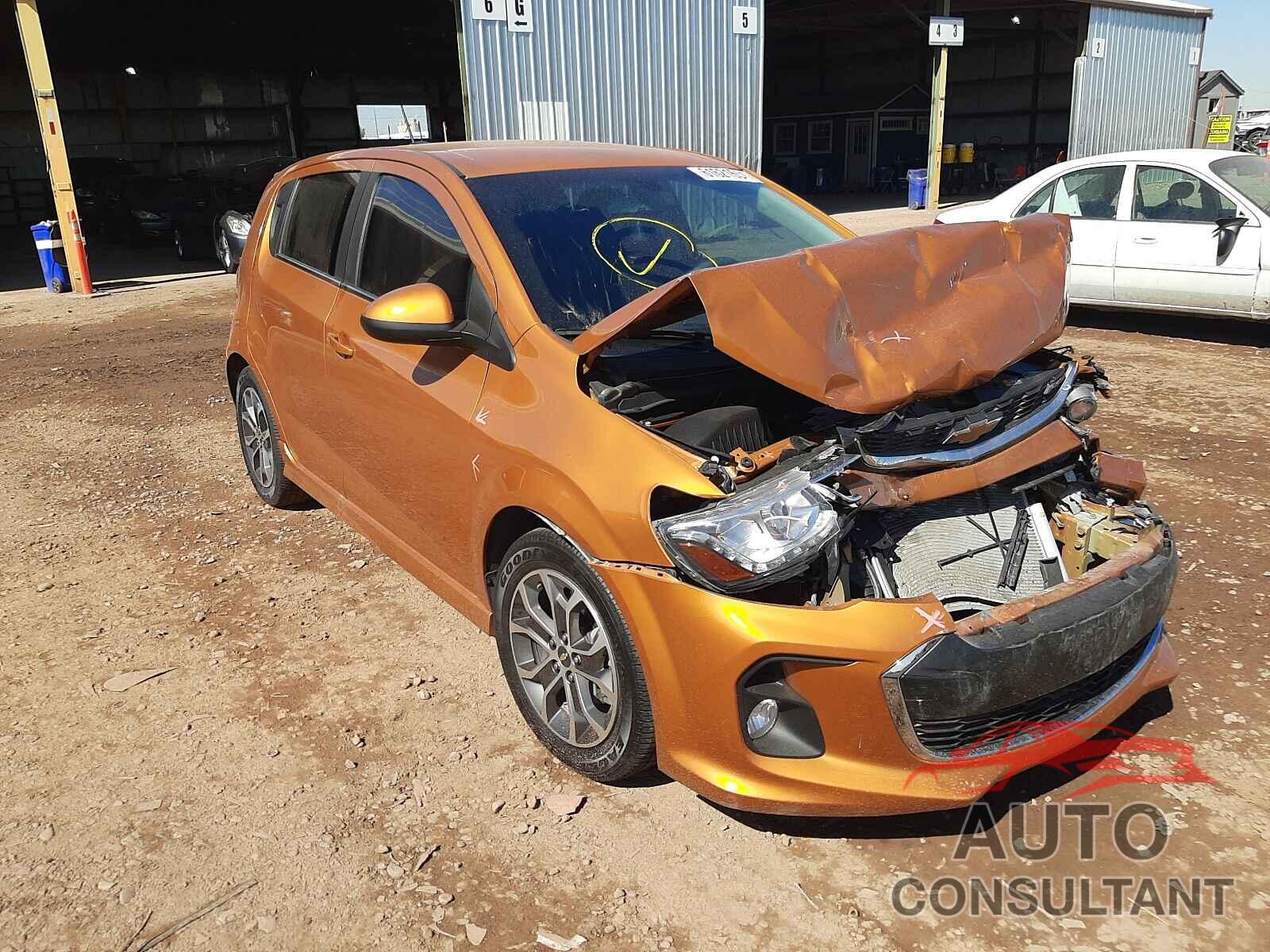 CHEVROLET SONIC 2017 - 1G1JD6SH2H4167049
