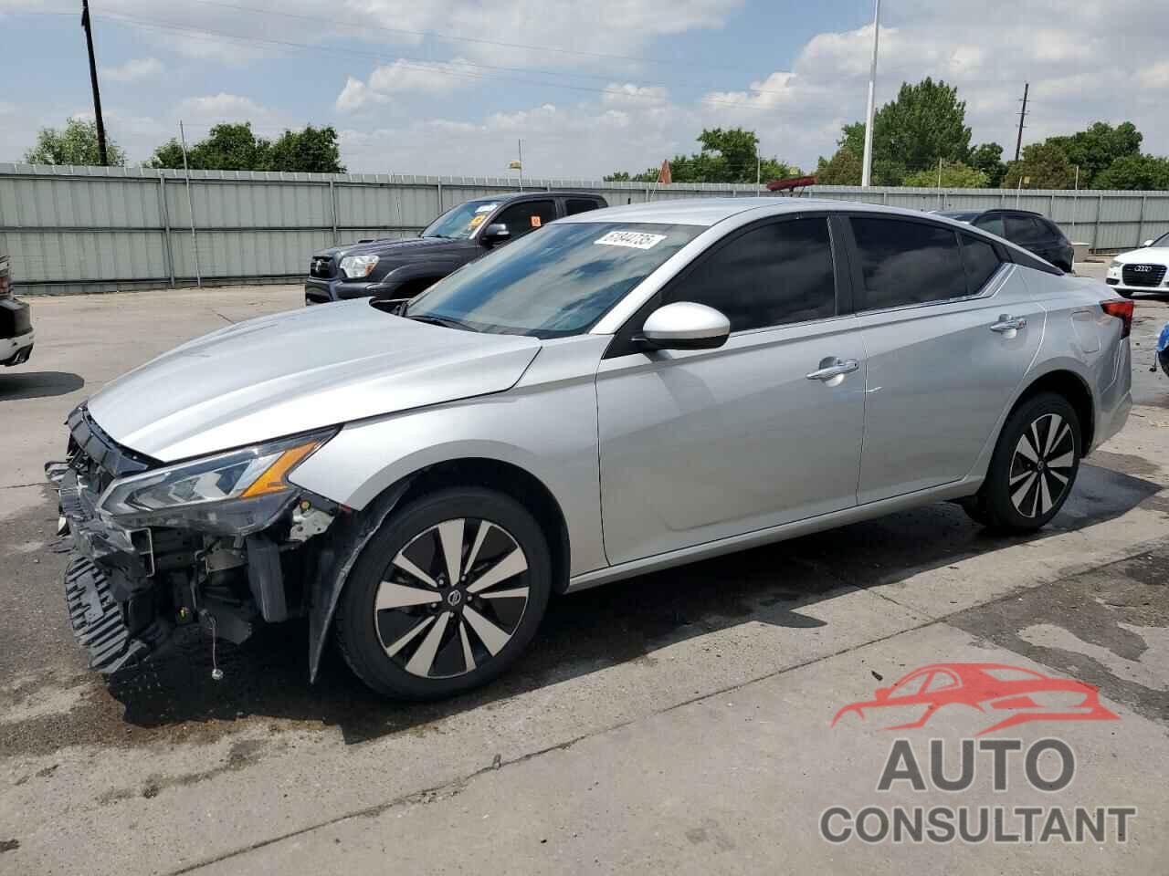 NISSAN ALTIMA 2022 - 1N4BL4DW4NN365111