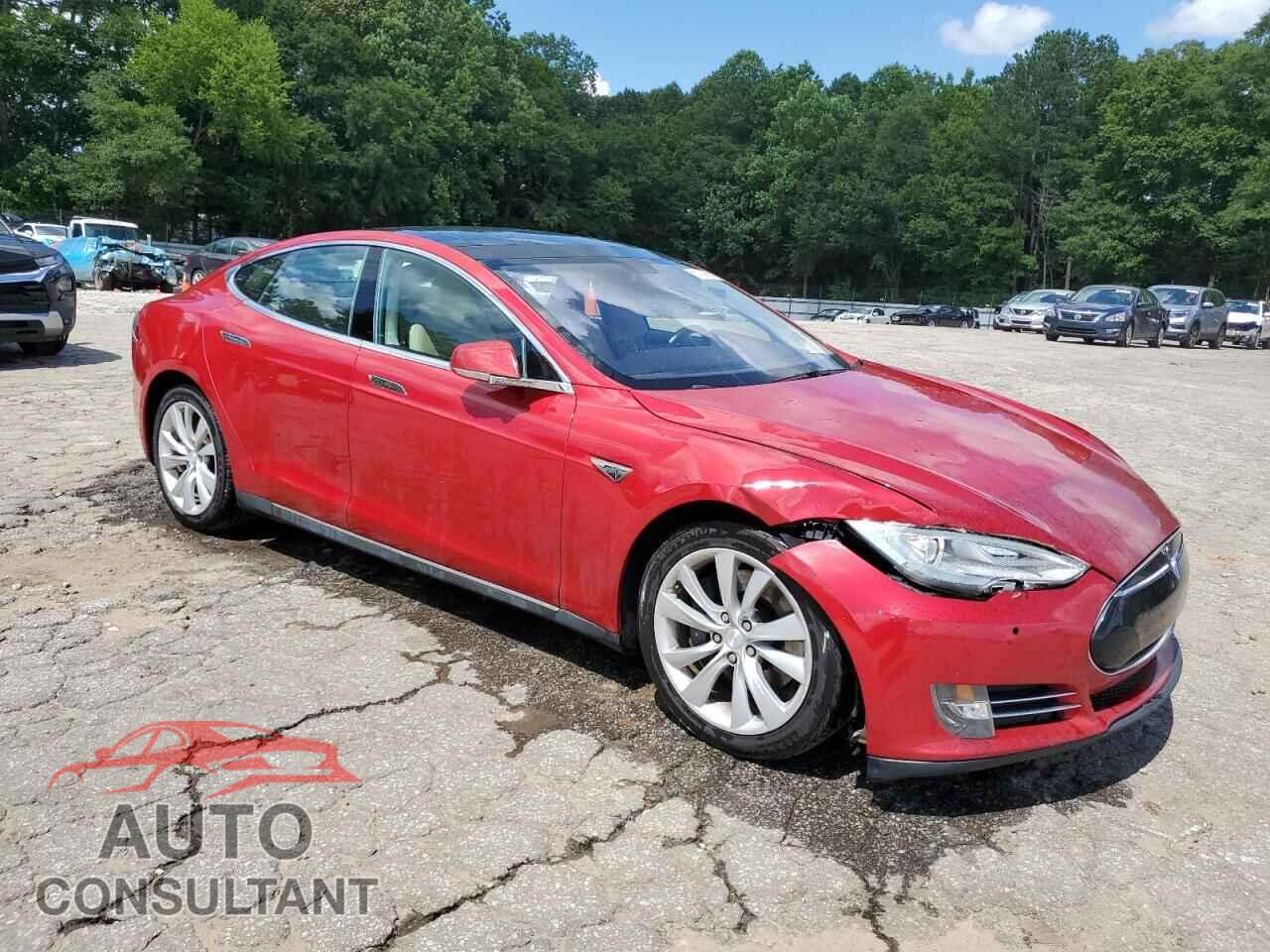 TESLA MODEL S 2013 - 5YJSA1CN6DFP20929