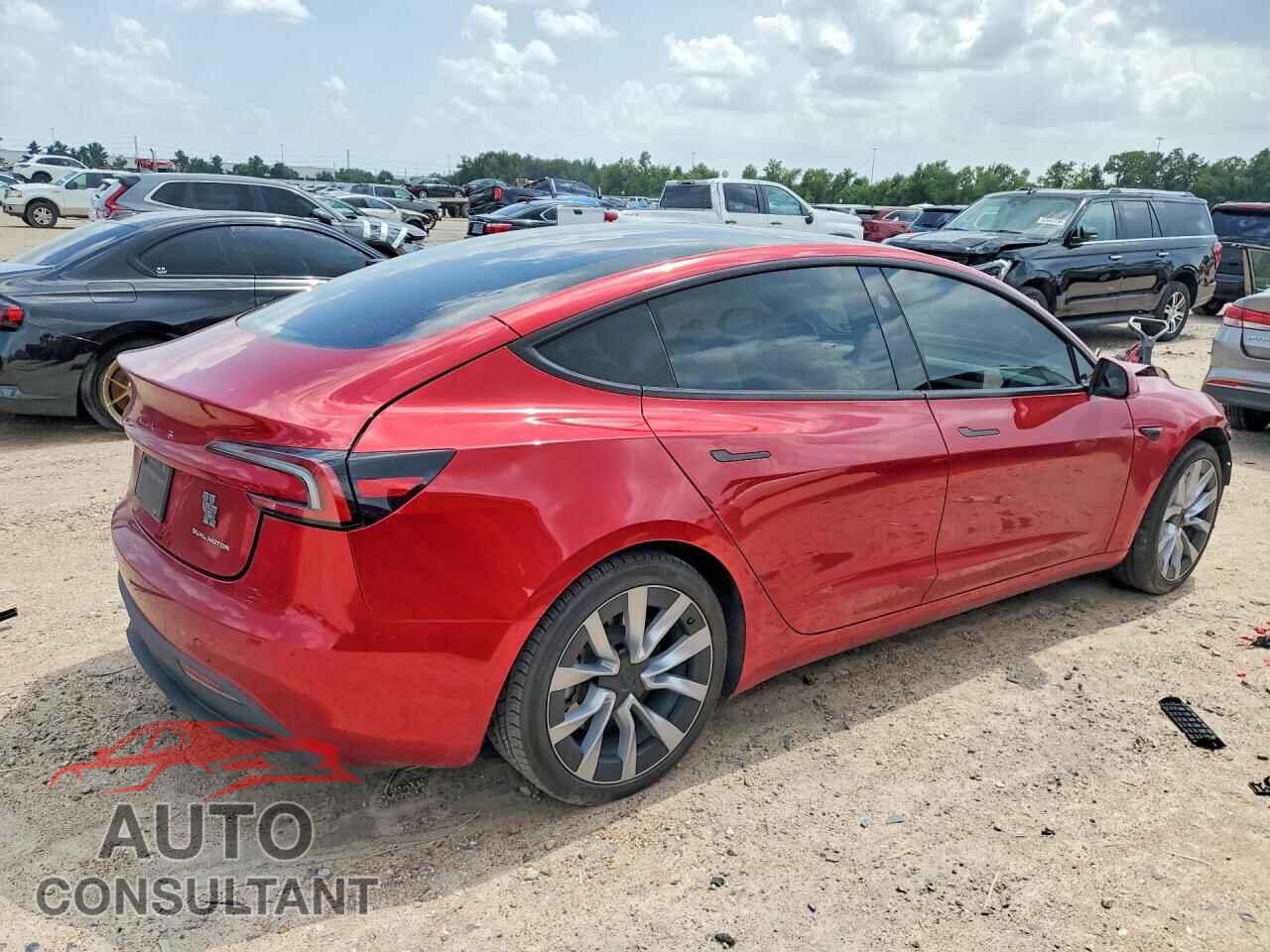 TESLA MODEL 3 2024 - 5YJ3E1EB8RF814829