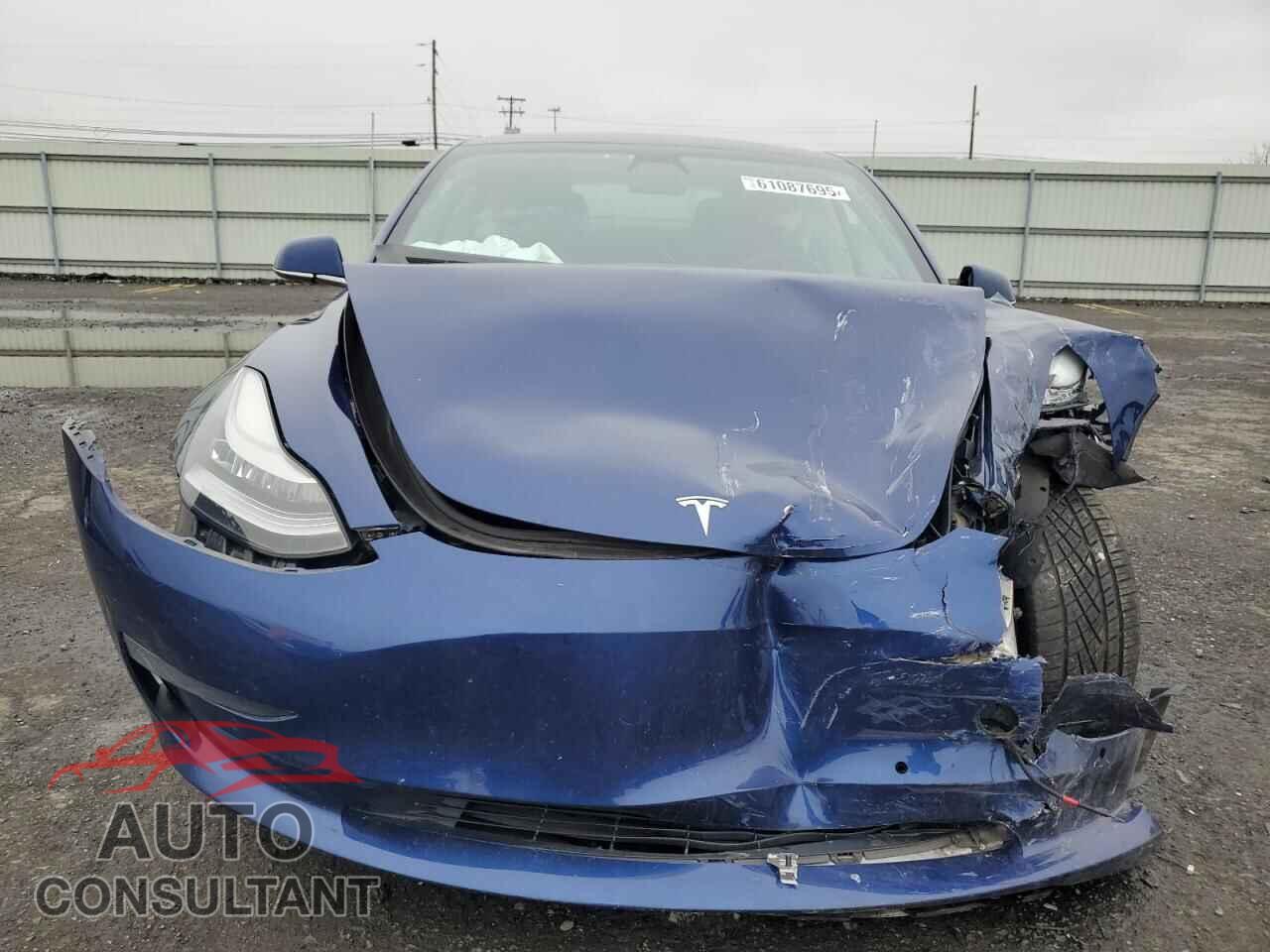 TESLA MODEL 3 2019 - 5YJ3E1EB2KF237754
