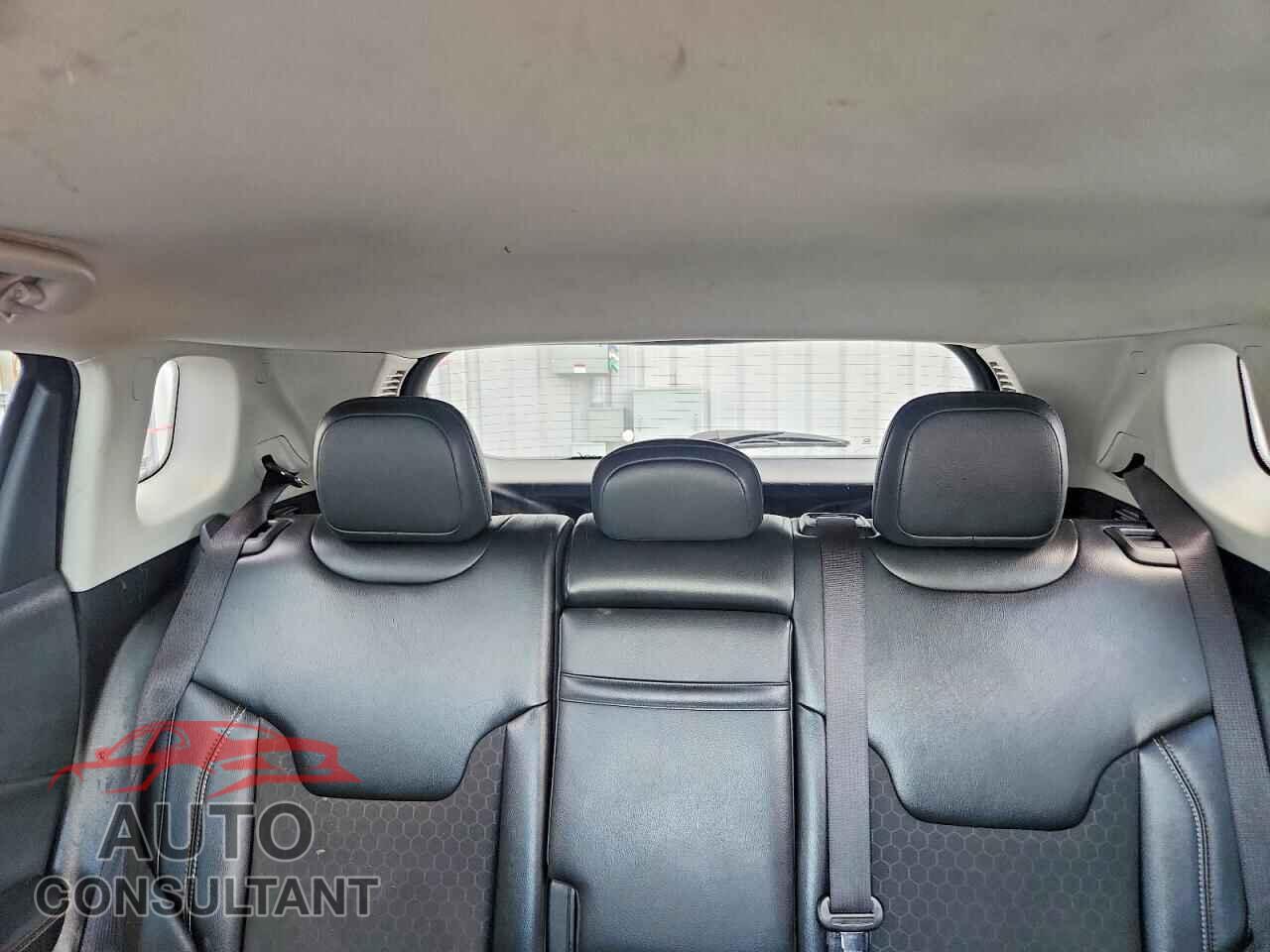 JEEP COMPASS 2019 - 3C4NJCBB2KT815132