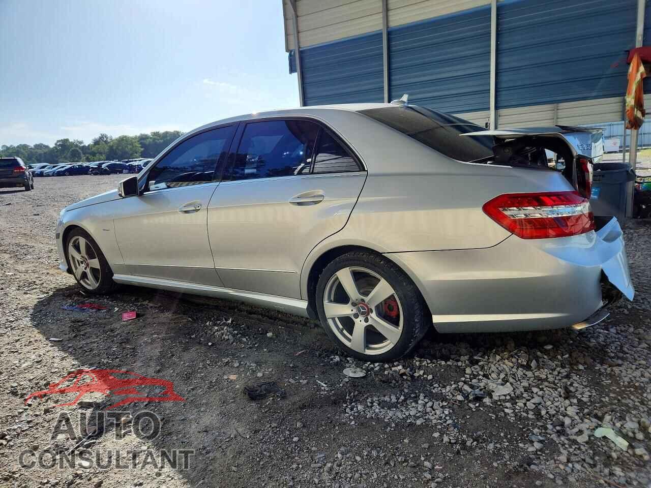 MERCEDES-BENZ E-CLASS 2012 - WDDHF5KB0CA588306