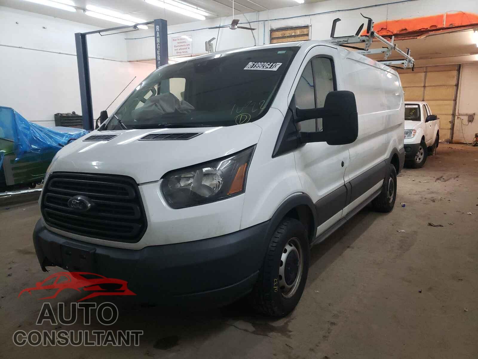 FORD TRANSIT CO 2016 - 1FTYR1YM4GKB10747