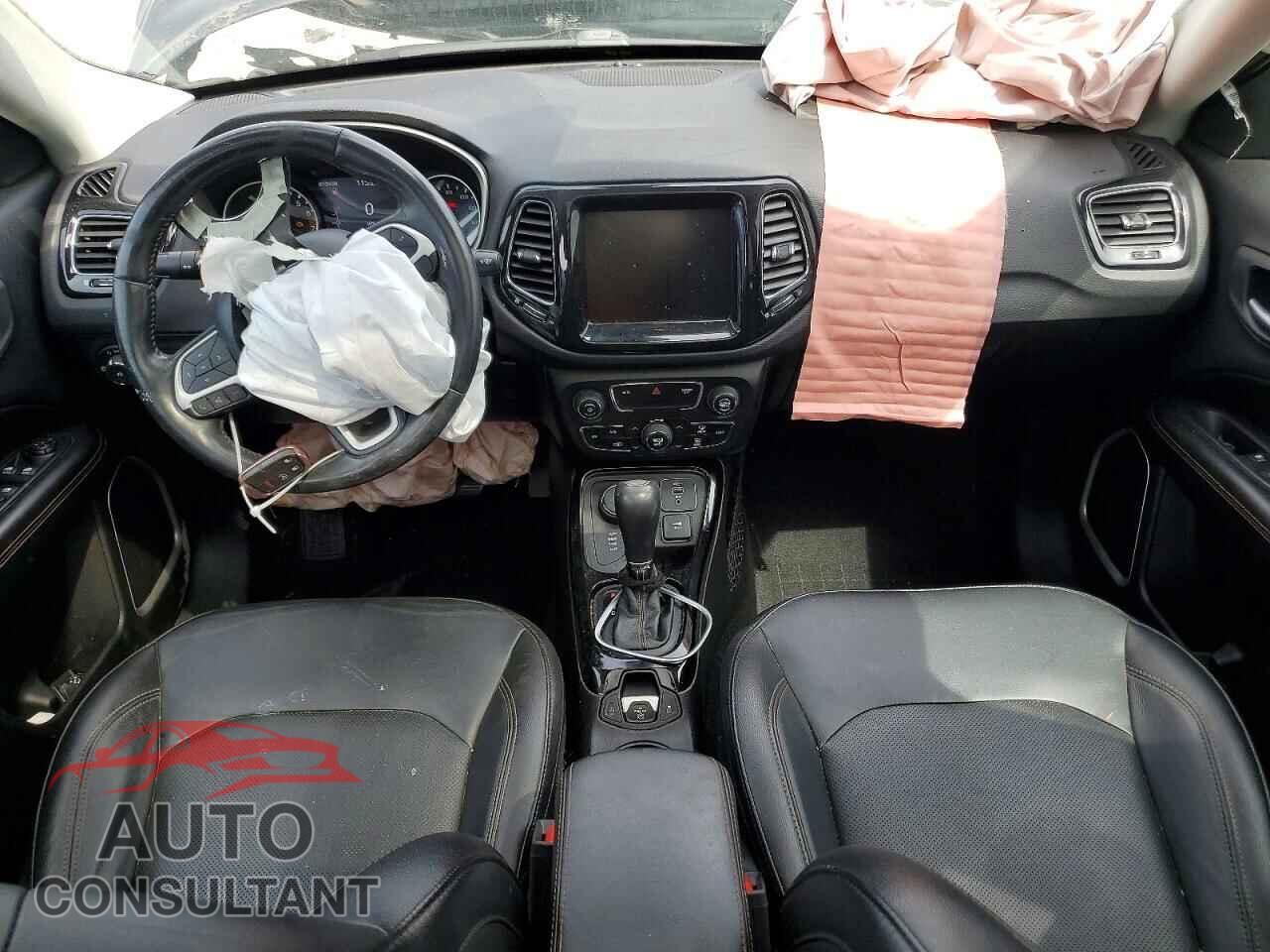 JEEP COMPASS 2020 - 3C4NJDCB0LT132092