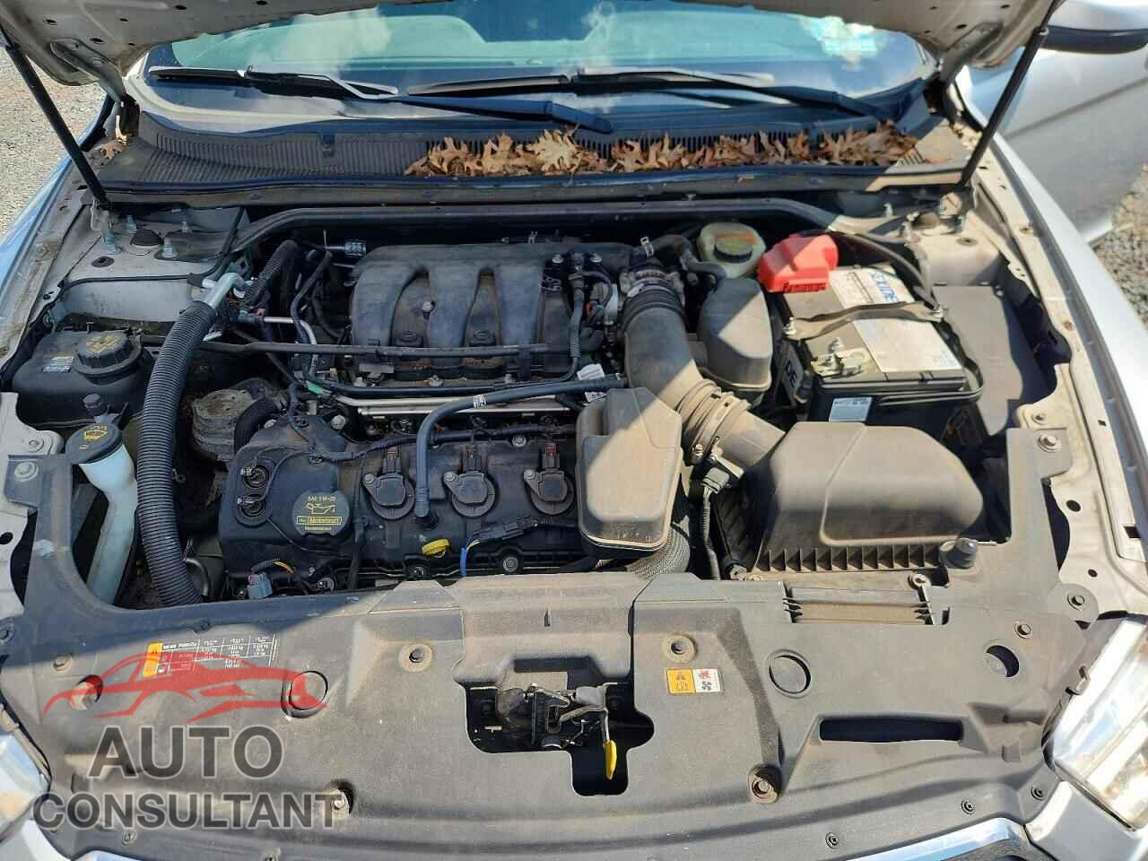 FORD TAURUS 2013 - 1FAHP2H86DG108937