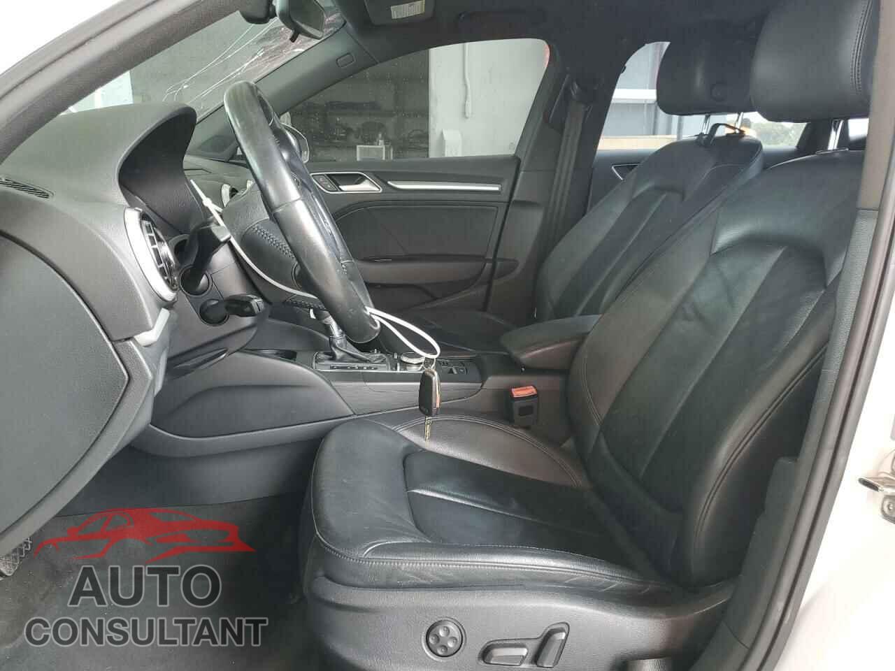 AUDI A3 2017 - WAUAUGFF8H1036101