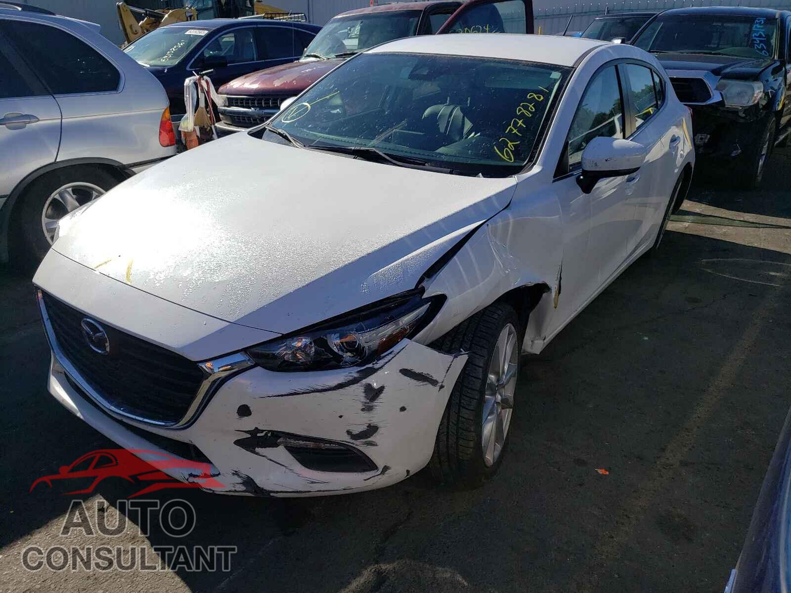 MAZDA 3 2017 - JM1BN1L75H1101193