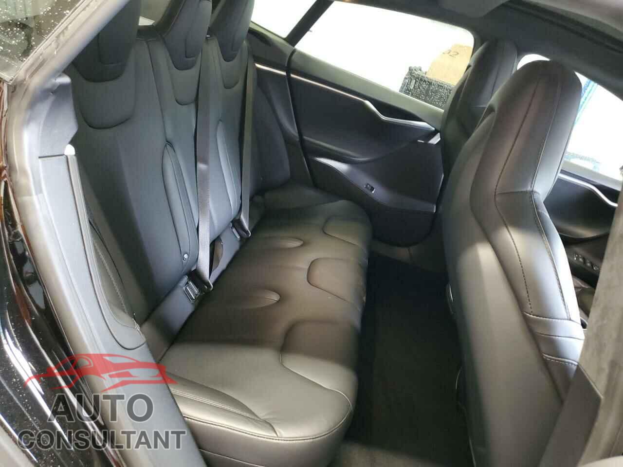 TESLA MODEL S 2016 - 5YJSA1E49GF152930