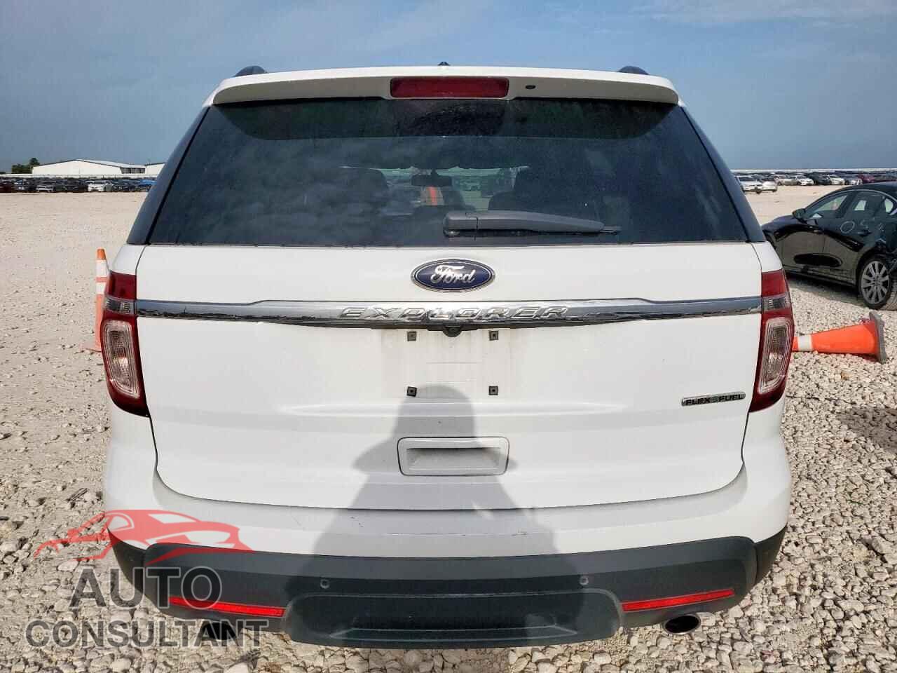 FORD EXPLORER 2014 - 1FM5K7D80EGB18231