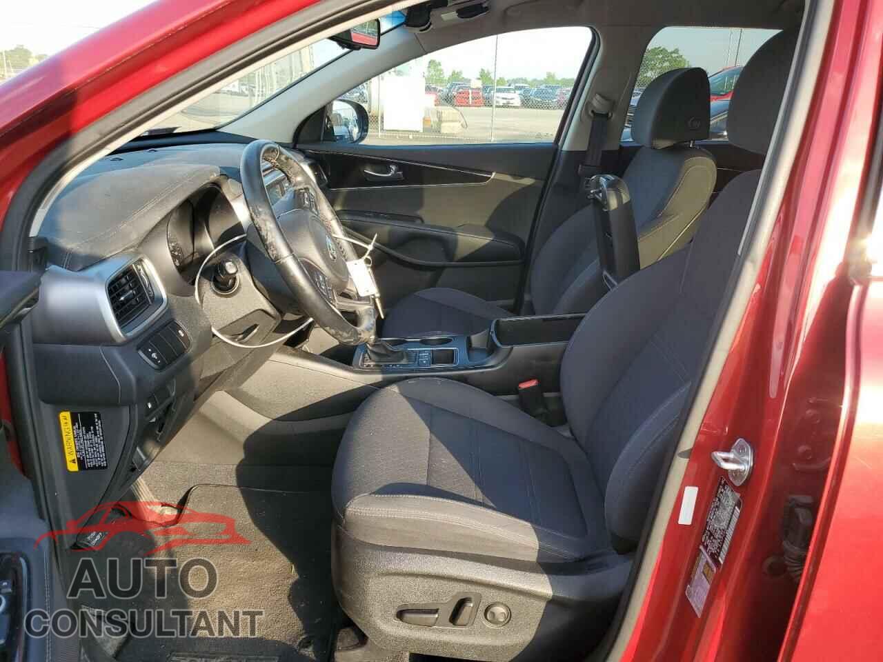 KIA SORENTO 2017 - 5XYPGDA31HG296579