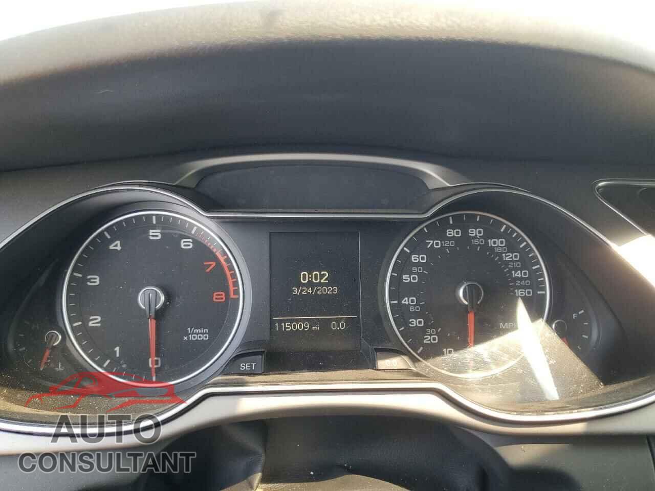 AUDI A4 2013 - WAUEFAFL8DA168977
