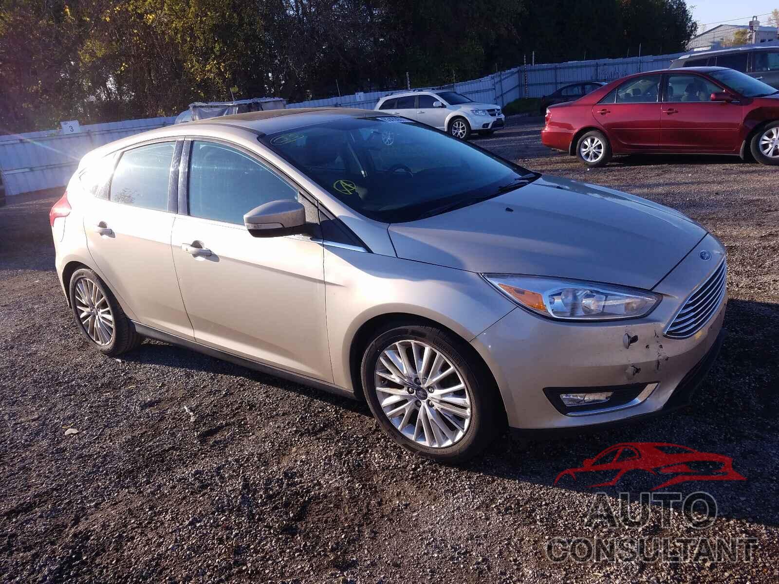 FORD FOCUS 2018 - 1FADP3N26JL296222