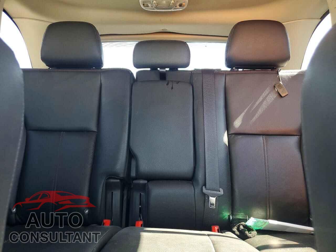 FORD EDGE 2013 - 2FMDK4JC8DBE22402
