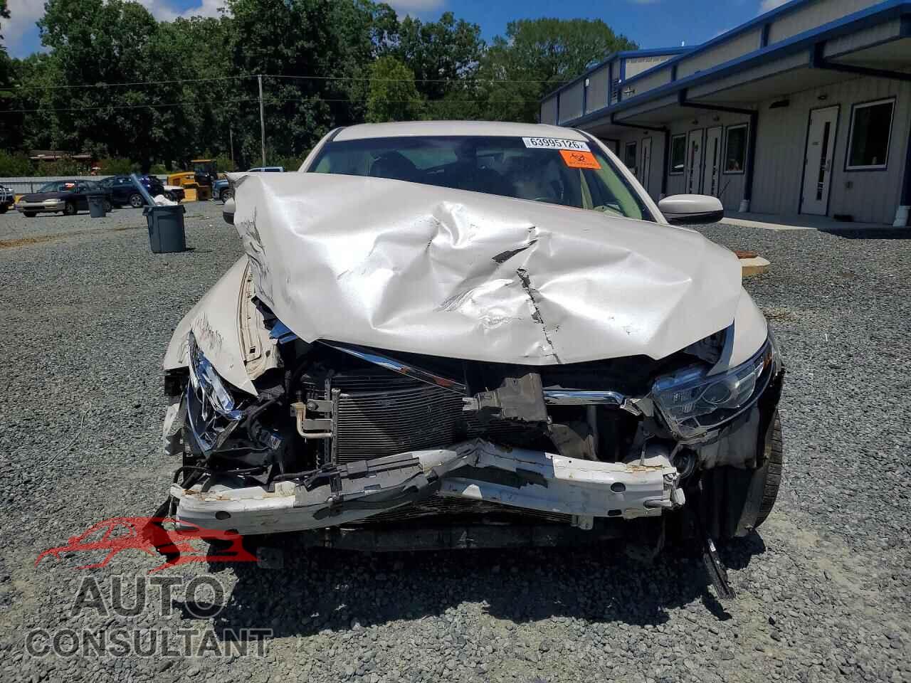 FORD TAURUS 2015 - 1FAHP2E87FG137323