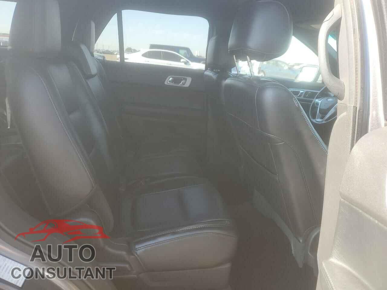 FORD EXPLORER 2013 - 1FM5K8D88DGC12054