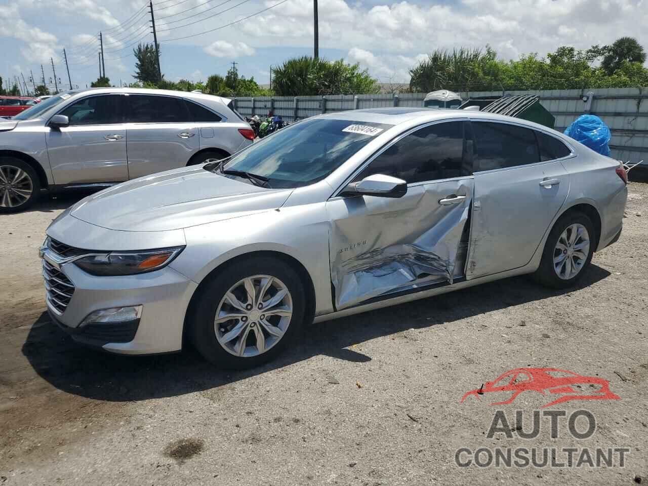 CHEVROLET MALIBU 2019 - 1G1ZD5ST8KF136790