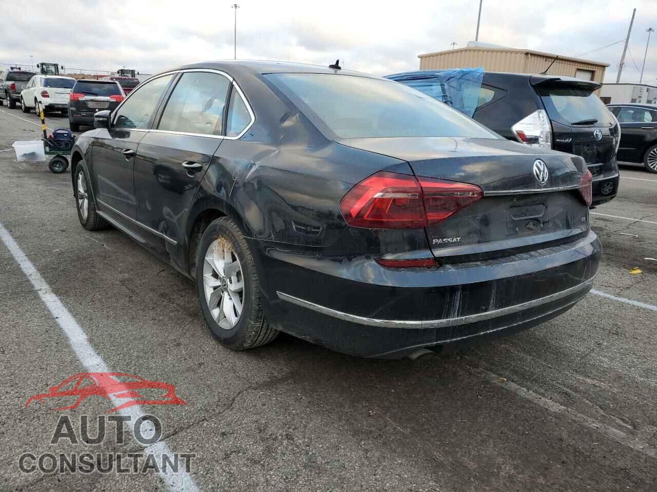 VOLKSWAGEN PASSAT 2017 - 1VWAT7A34HC080357