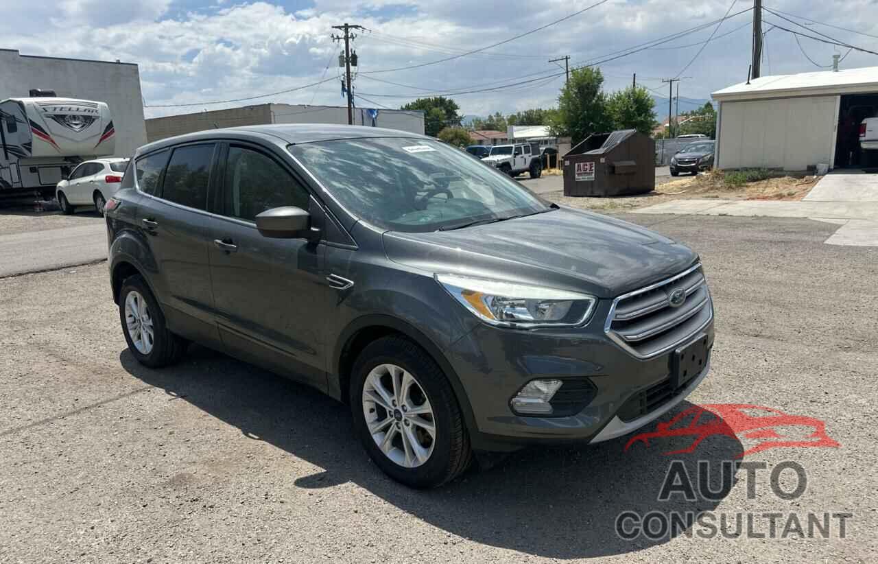FORD ESCAPE 2017 - 1FMCU9GD3HUB58184