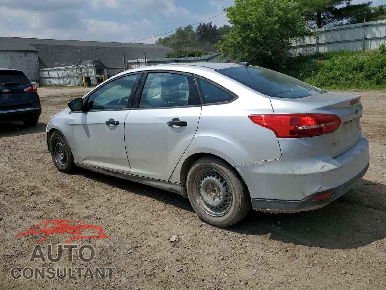 FORD FOCUS 2015 - 1FADP3E22FL355046