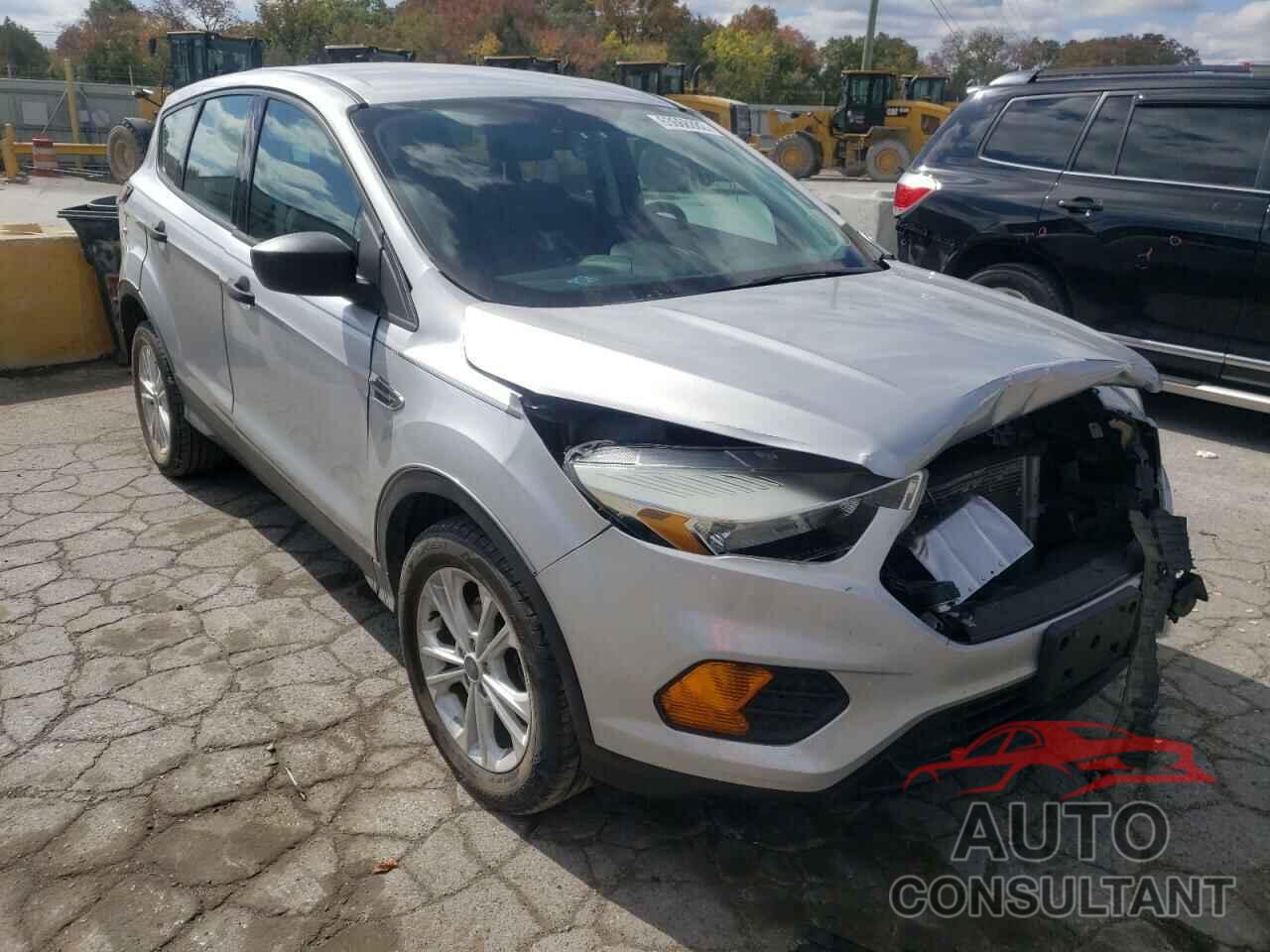 FORD ESCAPE 2017 - 1FMCU0F70HUC74479