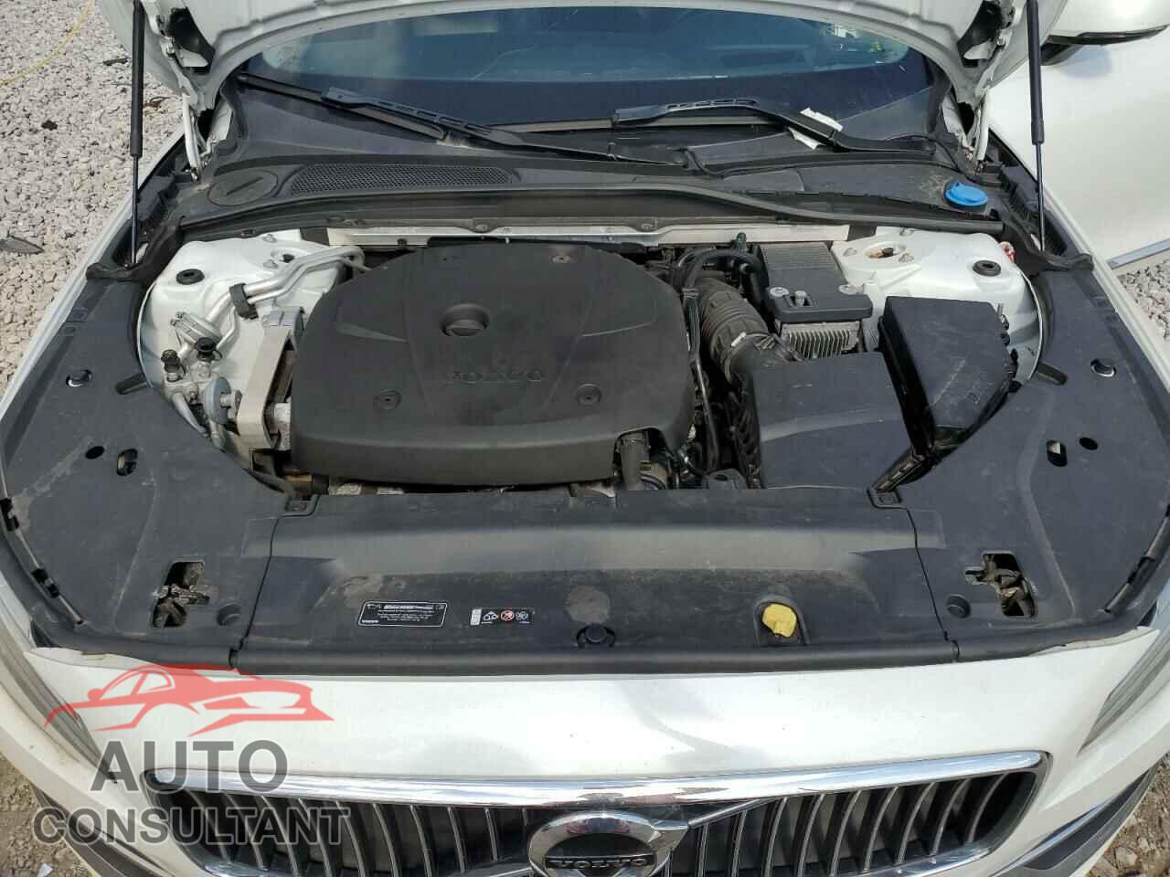 VOLVO S90 2018 - LVY992ML7JP008904