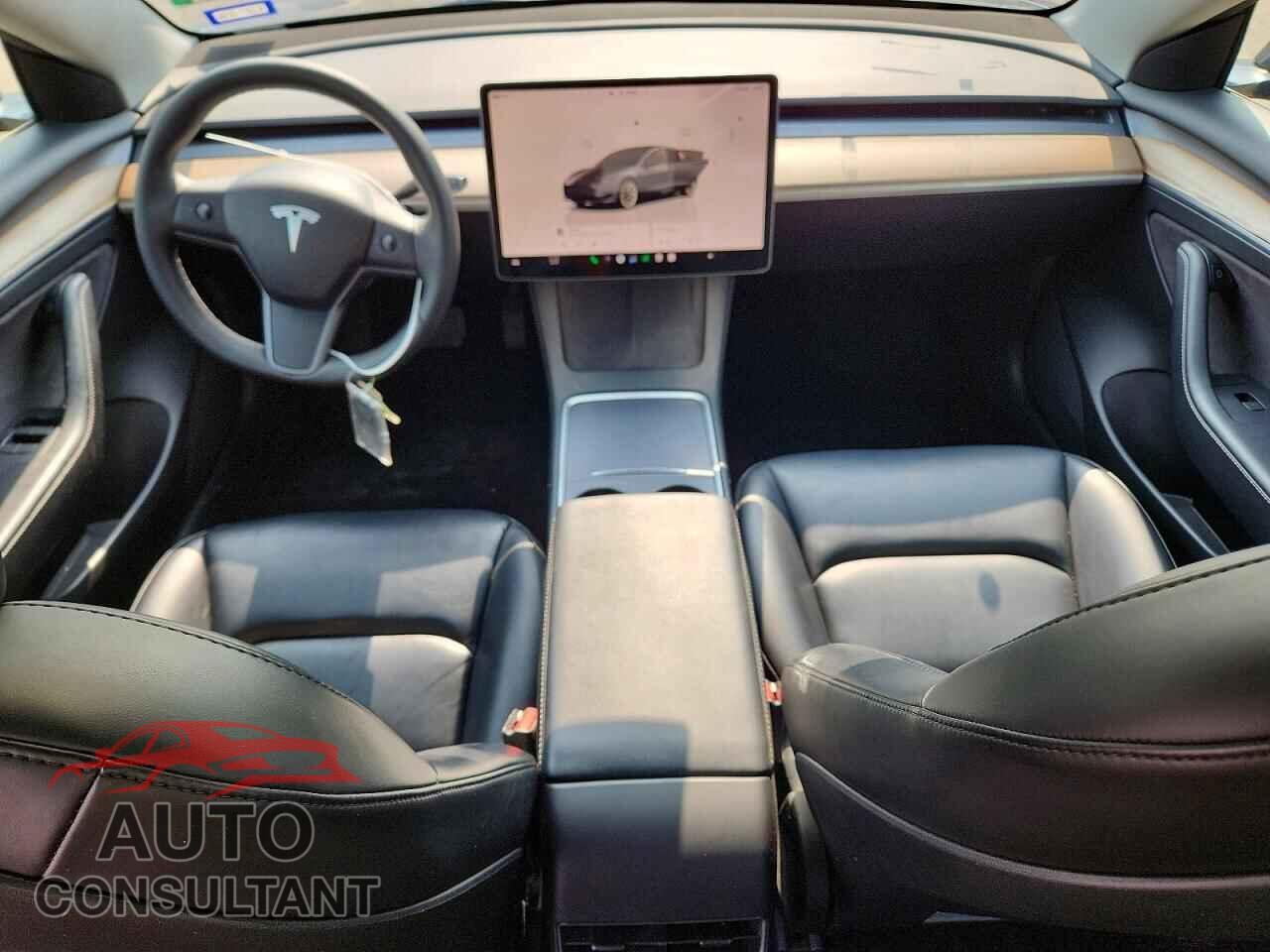 TESLA MODEL 3 2023 - 5YJ3E1EAXPF446710
