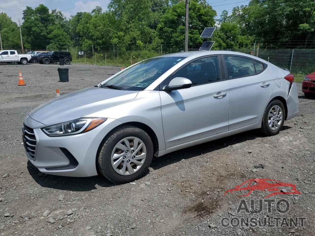 HYUNDAI ELANTRA 2018 - KMHD74LF7JU499941