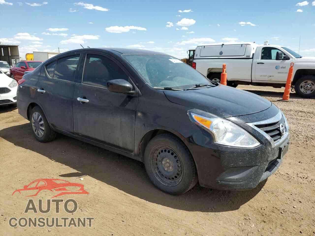 NISSAN VERSA 2019 - 3N1CN7AP3KL840415