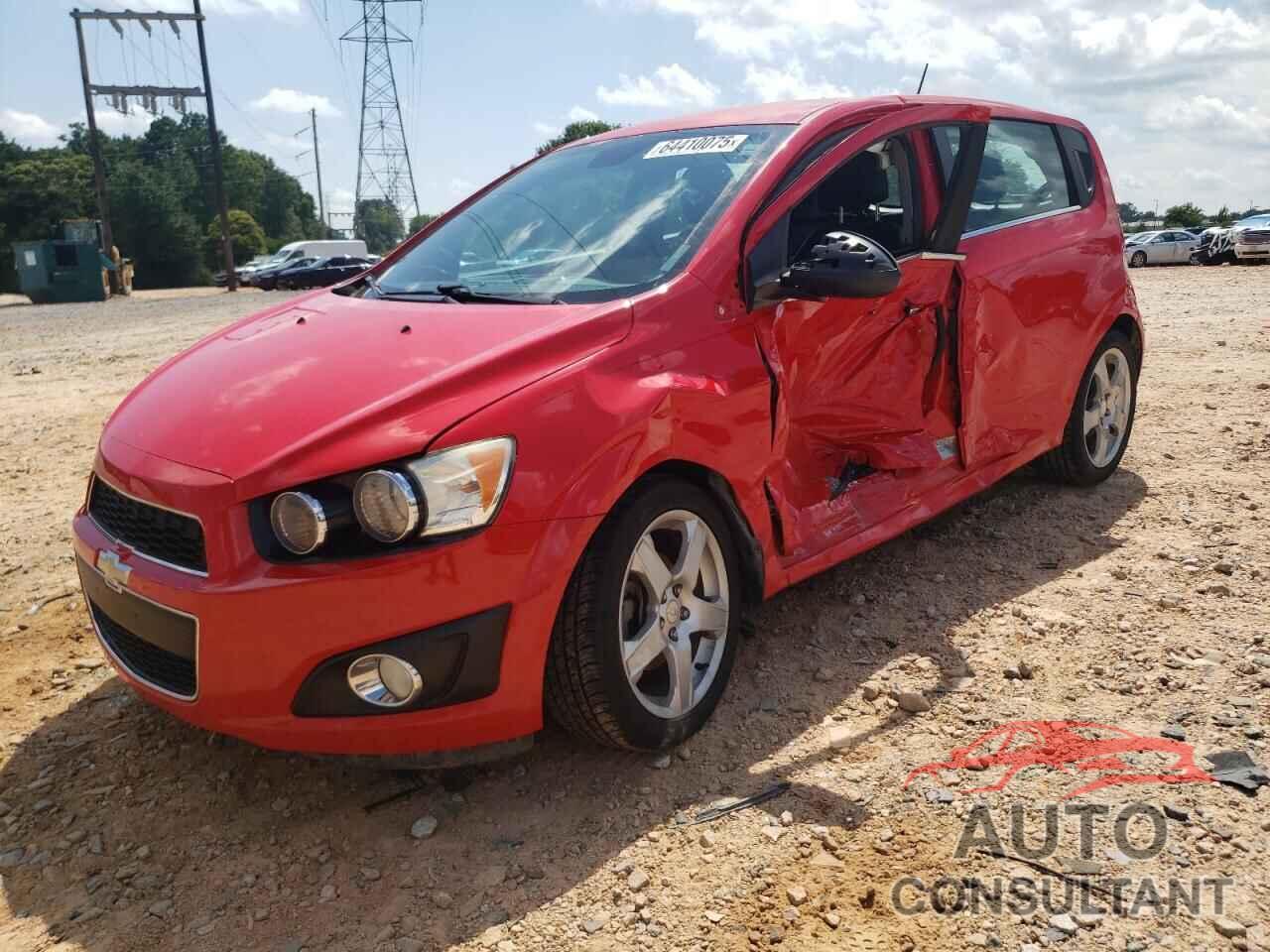 CHEVROLET SONIC 2015 - 1G1JE6SBXF4106716