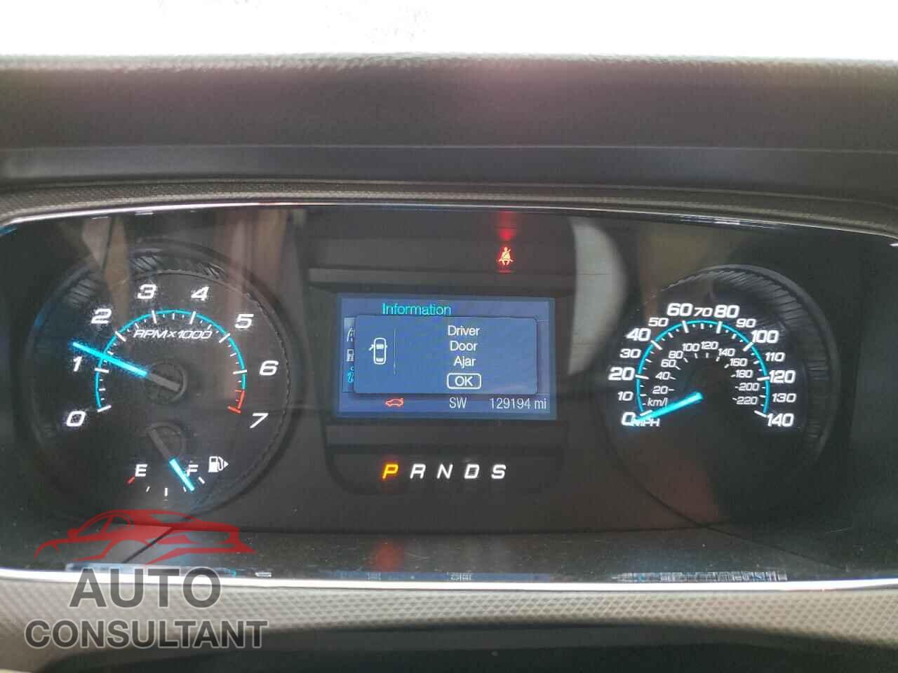 FORD TAURUS 2017 - 1FAHP2D82HG127951