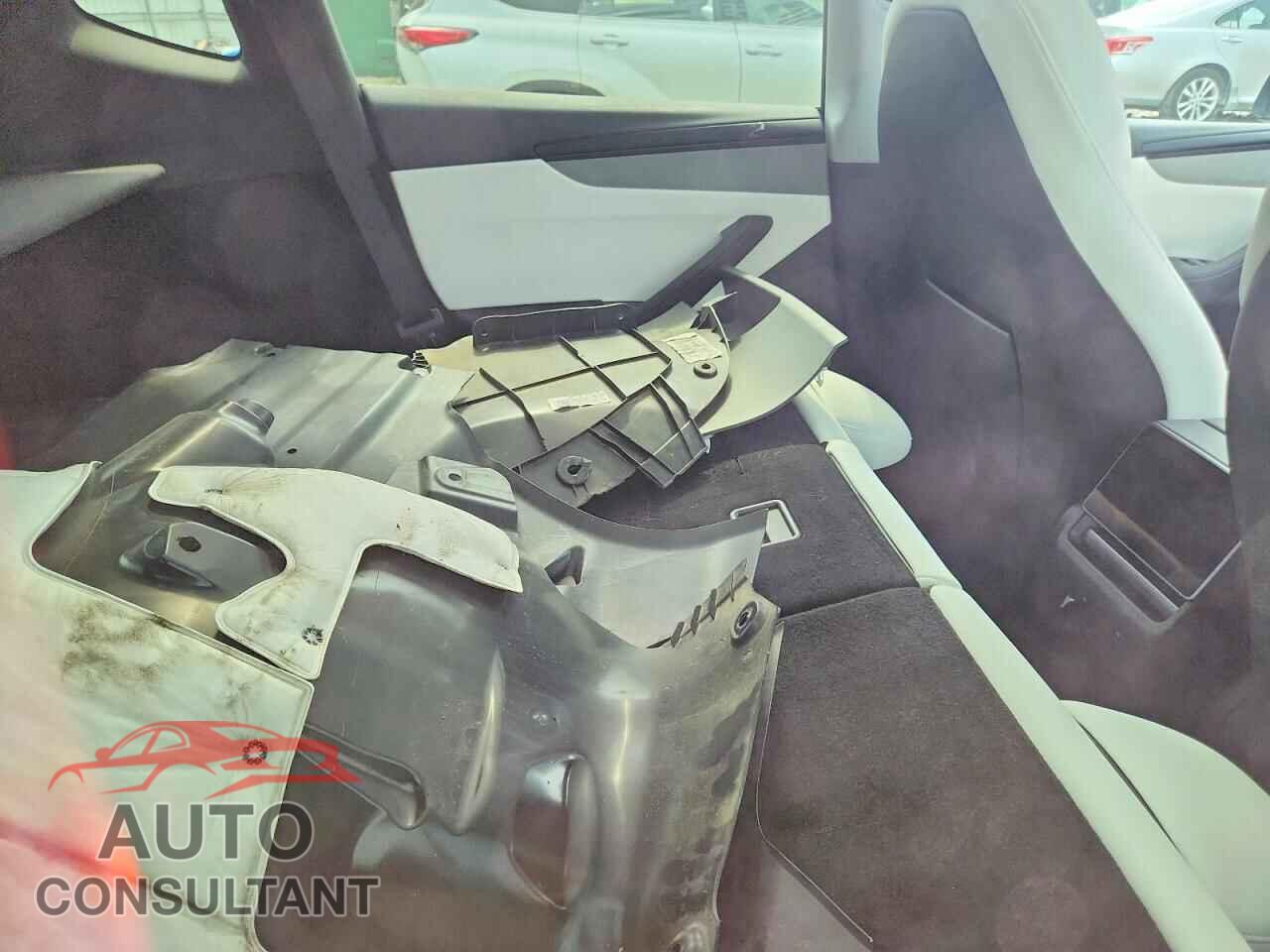 TESLA MODEL Y 2026 - 7SAYGDED7TF434040