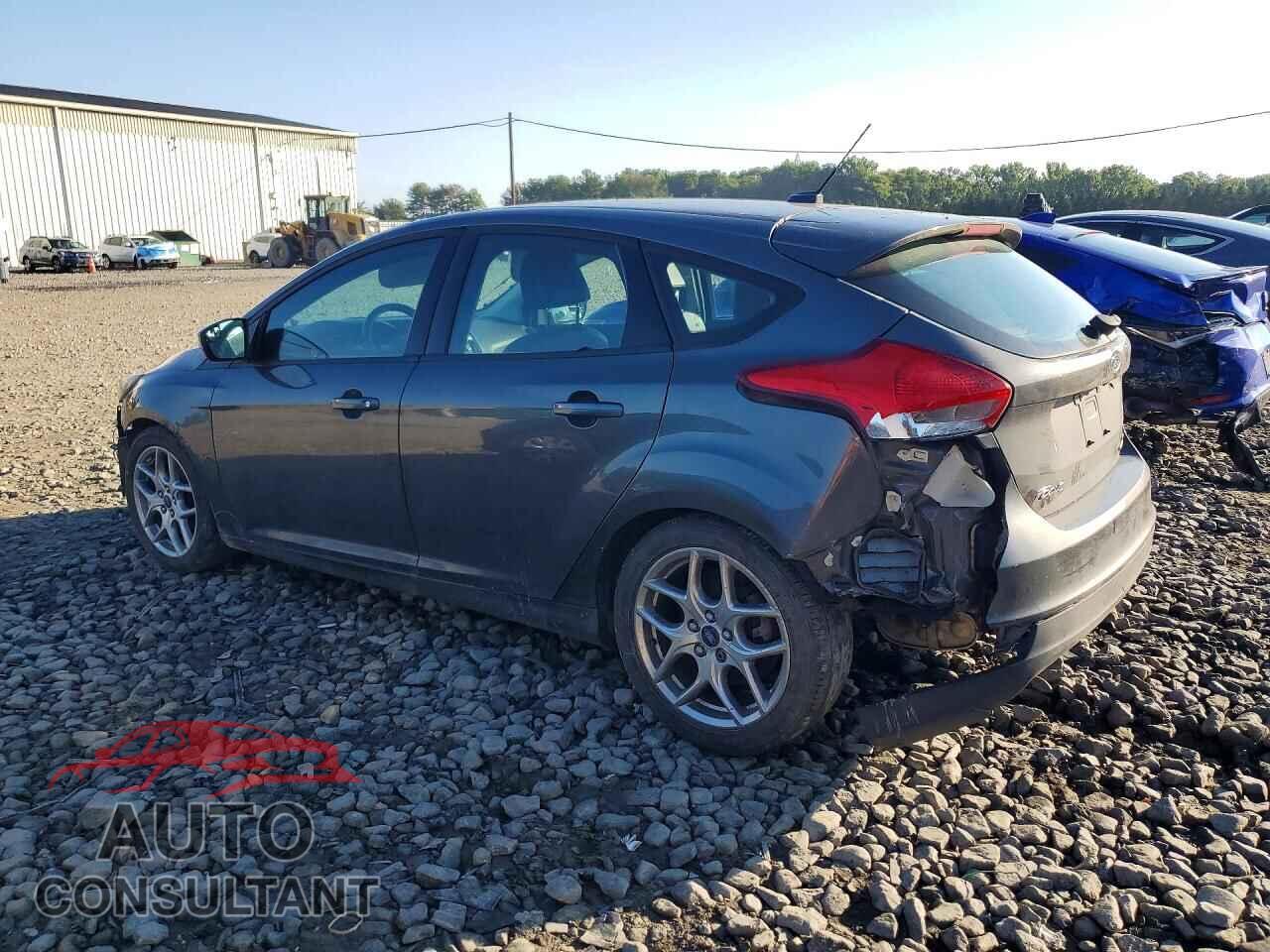FORD FOCUS 2015 - 1FADP3K22FL264136