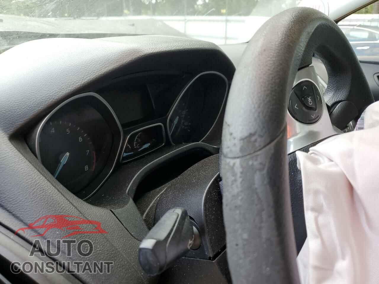 FORD FOCUS 2013 - 1FADP3F24DL194324