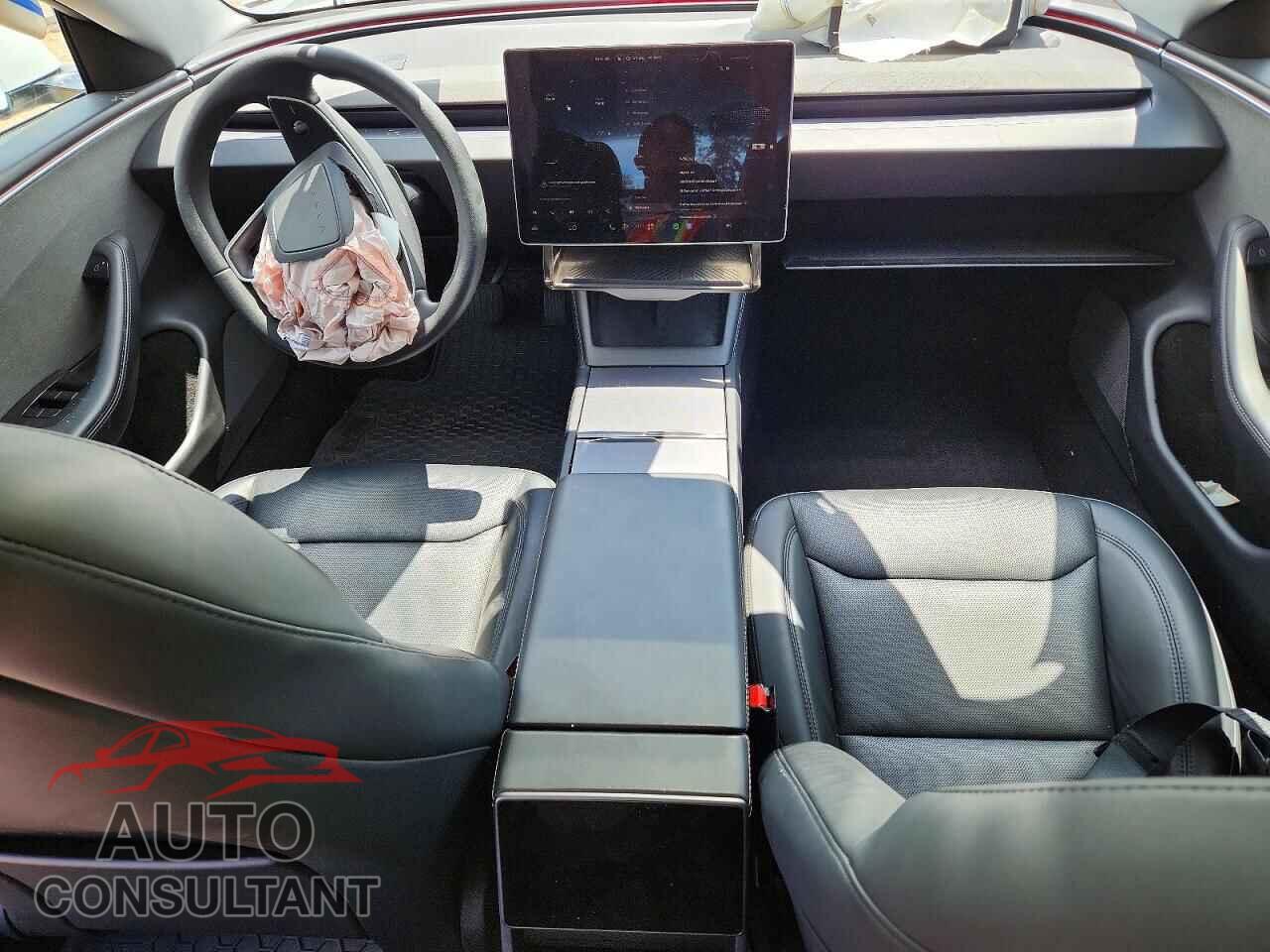 TESLA MODEL 3 2025 - 5YJ3E1EA7SF050324