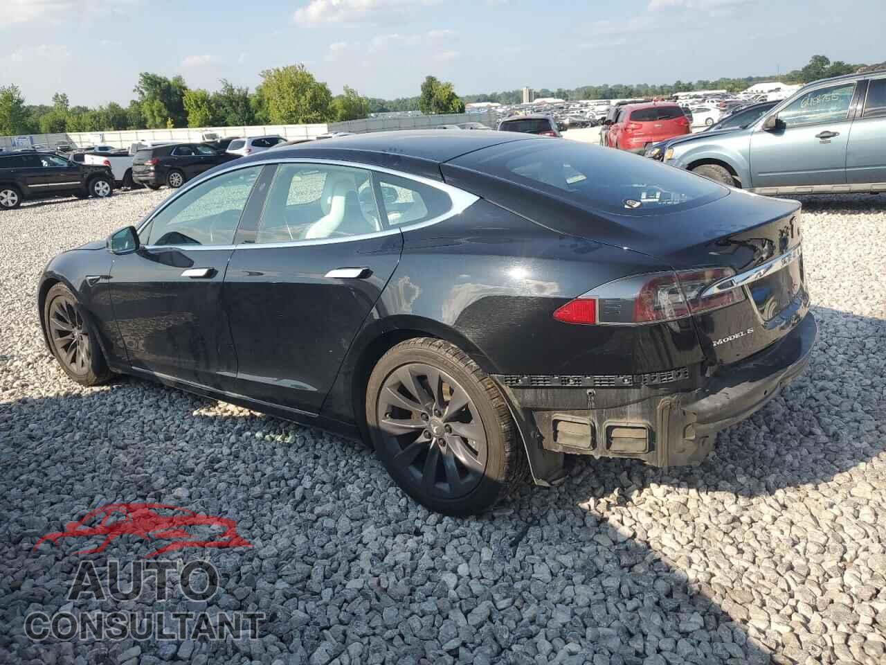 TESLA MODEL S 2018 - 5YJSA1E25JF277901