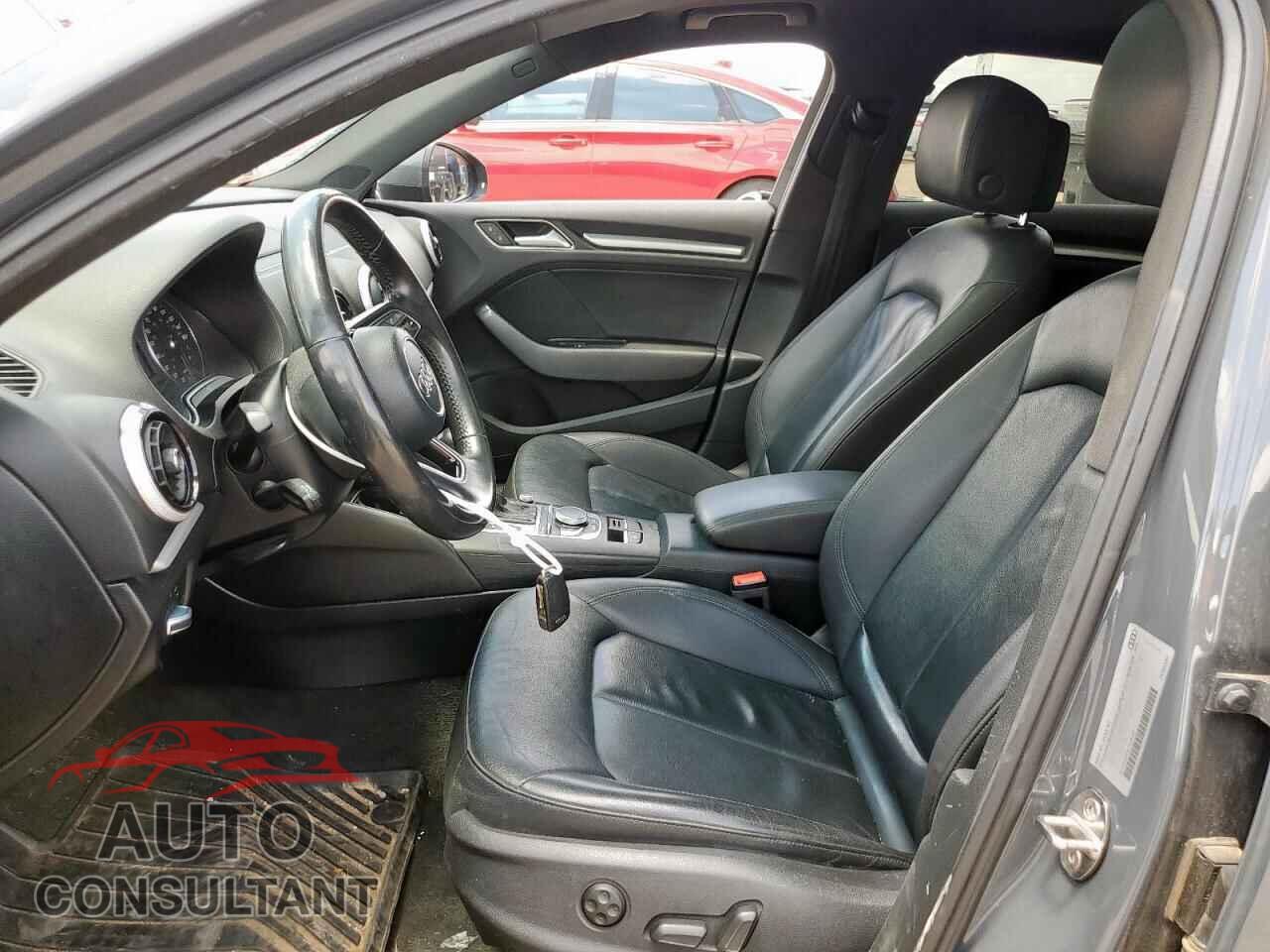 AUDI A3 2017 - WAUAUGFF9H1035295