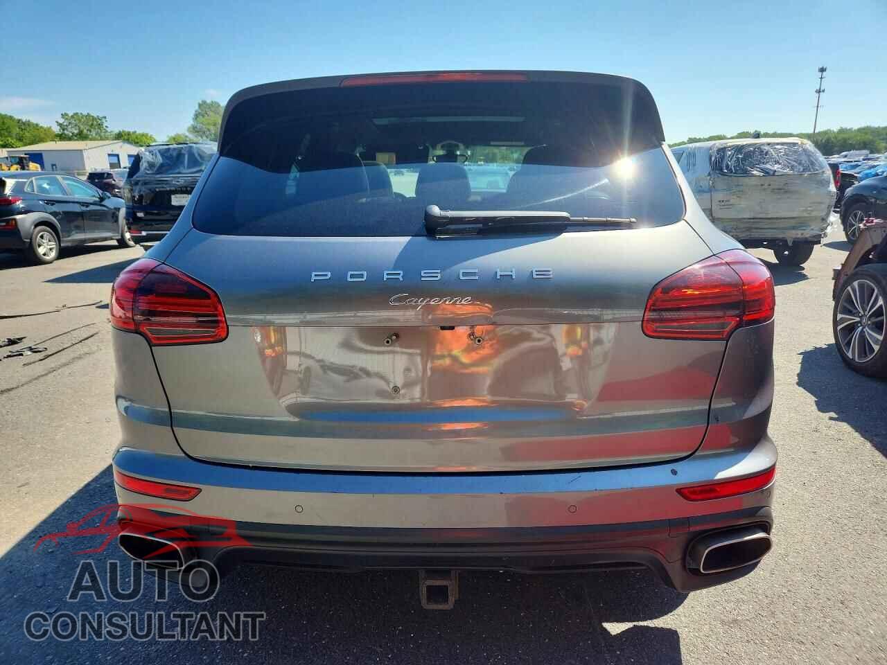 PORSCHE CAYENNE 2015 - WP1AF2A2XFLA35195