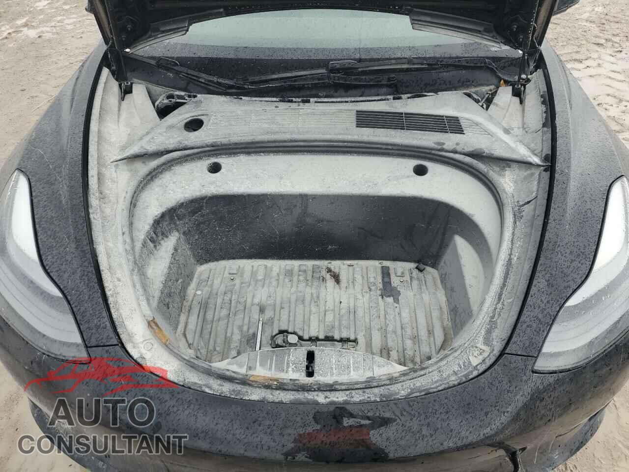 TESLA MODEL 3 2022 - 5YJ3E1EA9NF190685