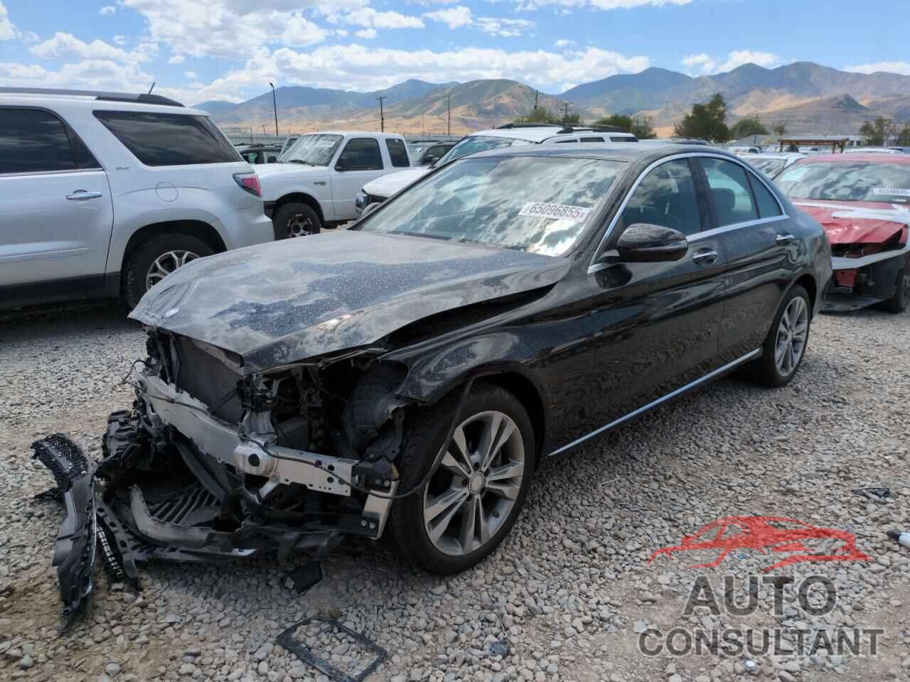 MERCEDES-BENZ C-CLASS 2016 - 55SWF4KB8GU136756