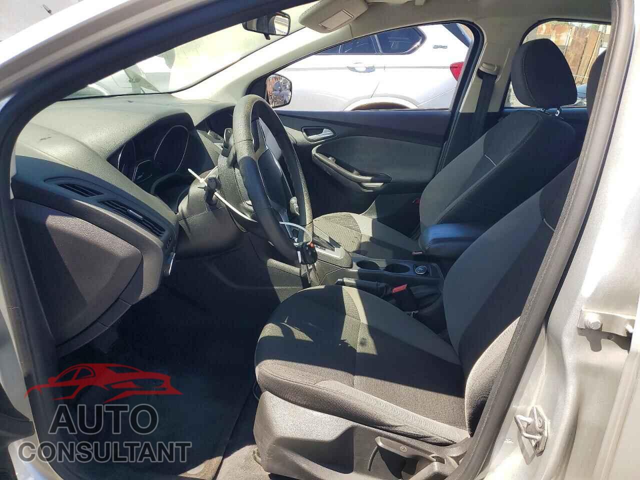 FORD FOCUS 2014 - 1FADP3K21EL432220