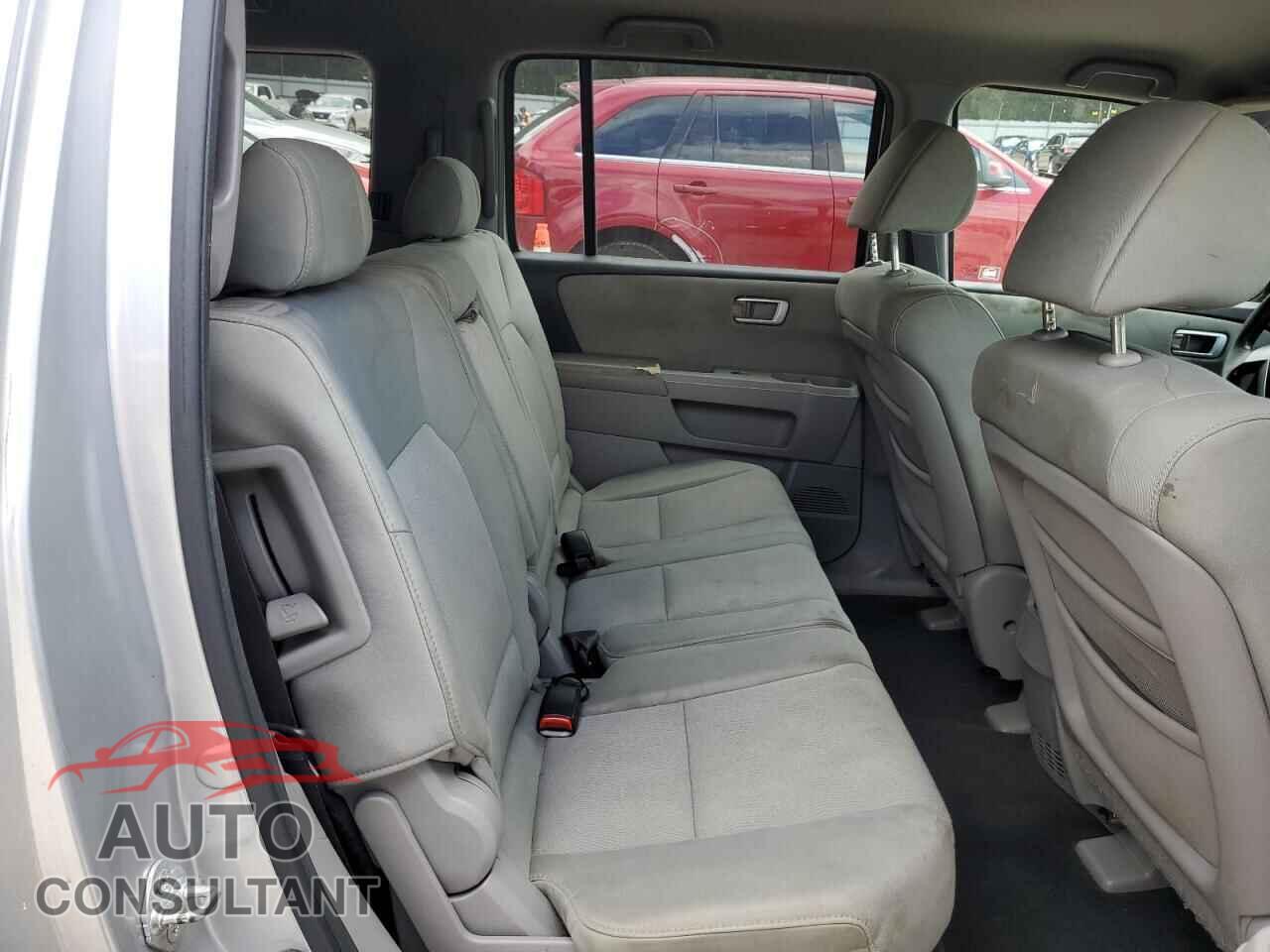 HONDA PILOT 2010 - 5FNYF3H24AB007366