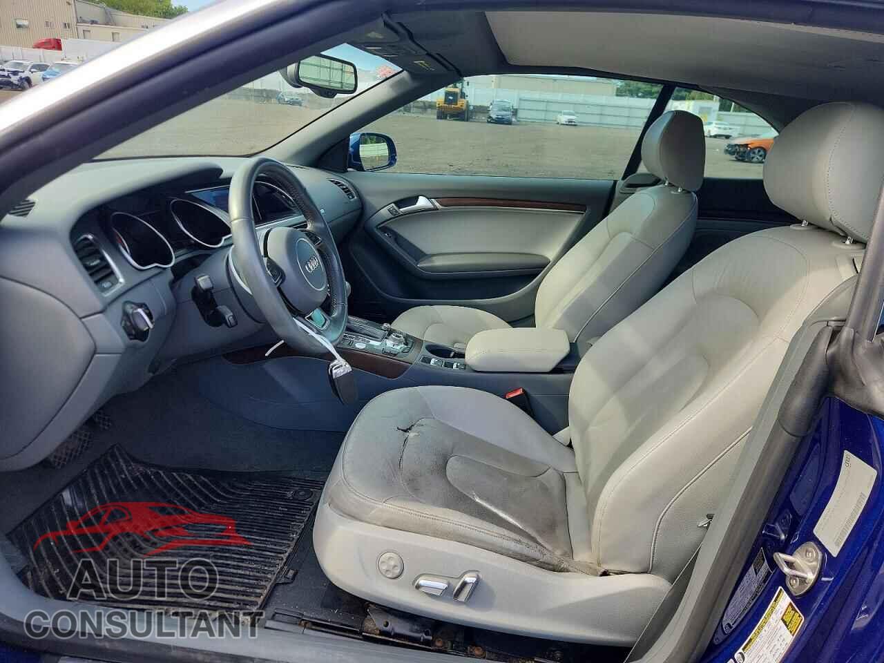 AUDI A5 2013 - WAULFAFH2DN010484