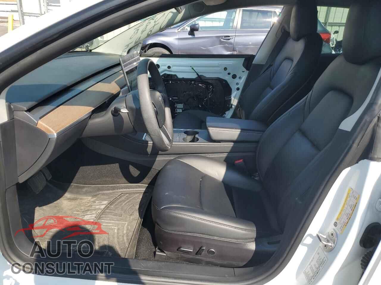 TESLA MODEL 3 2022 - 5YJ3E1EB8NF239710