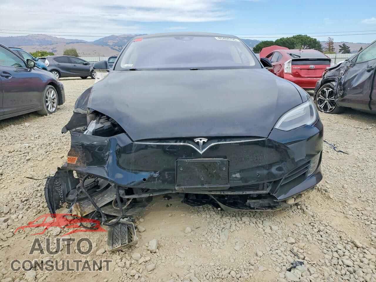 TESLA MODEL S 2016 - 5YJSA1E15GF161596