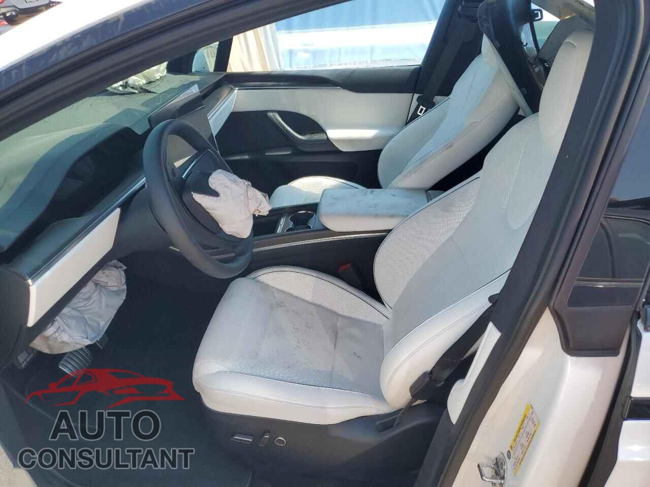 TESLA MODEL X 2024 - 7SAXCBE64RF442098