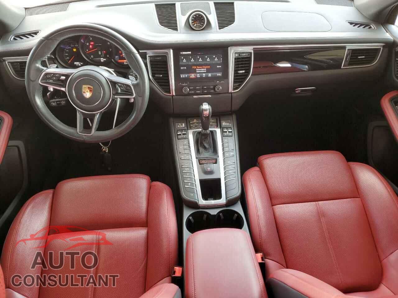 PORSCHE MACAN 2018 - WP1AA2A52JLB14975
