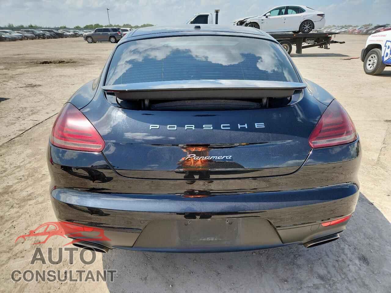 PORSCHE PANAMERA 2015 - WP0AA2A76FL005106