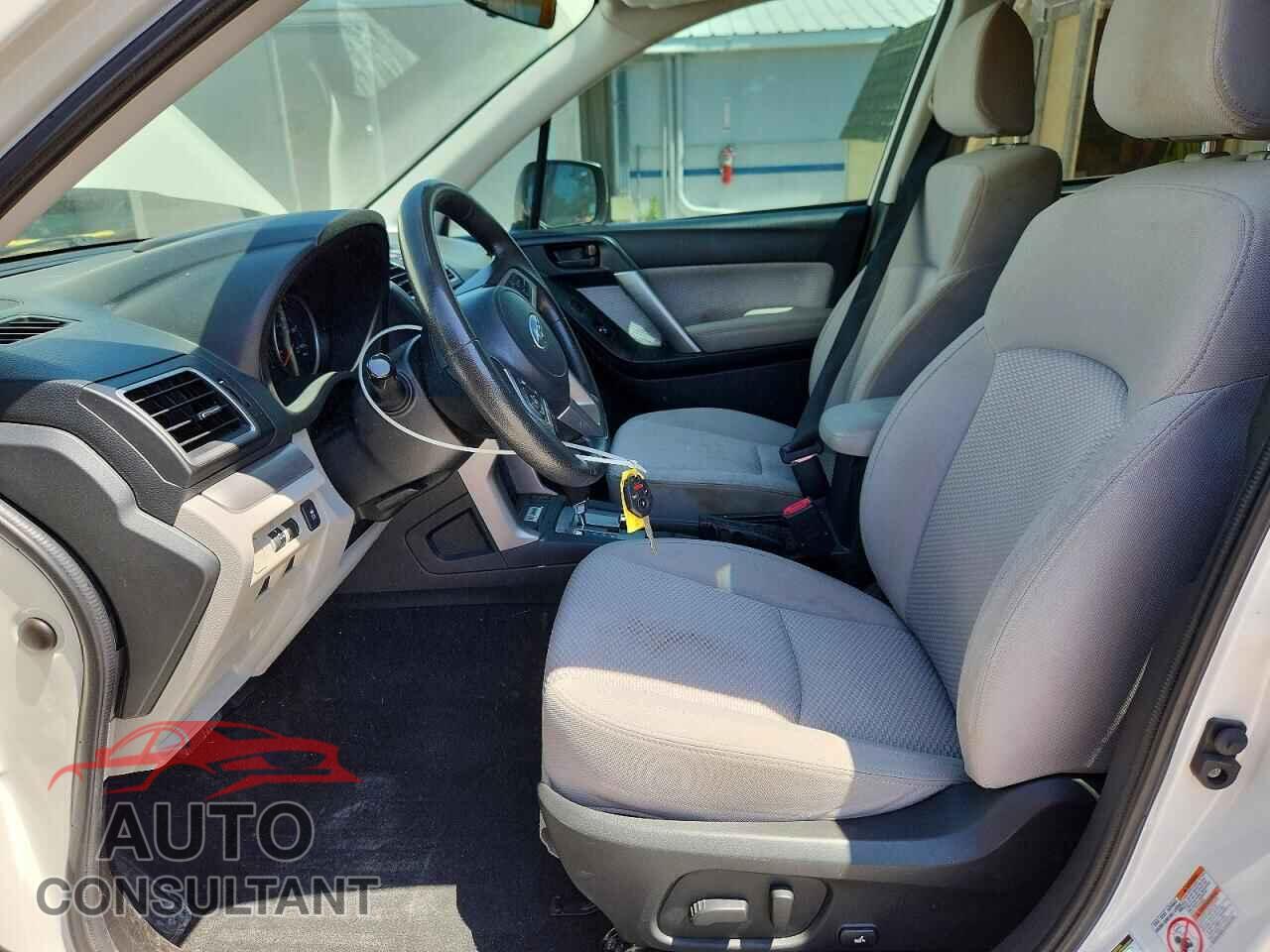 SUBARU FORESTER 2018 - JF2SJAEC3JH578628