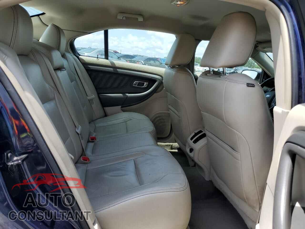 FORD TAURUS 2011 - 1FAHP2EW8BG110768